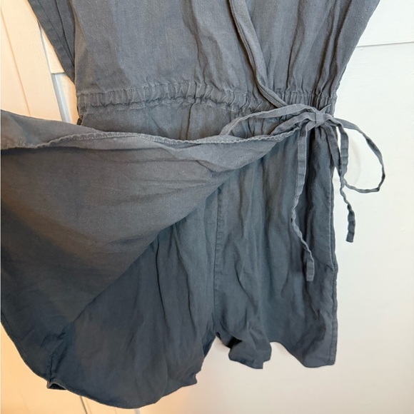 Theory Gray Short Sleeve New Crunch Wrap Romper - Picture 7 of 8